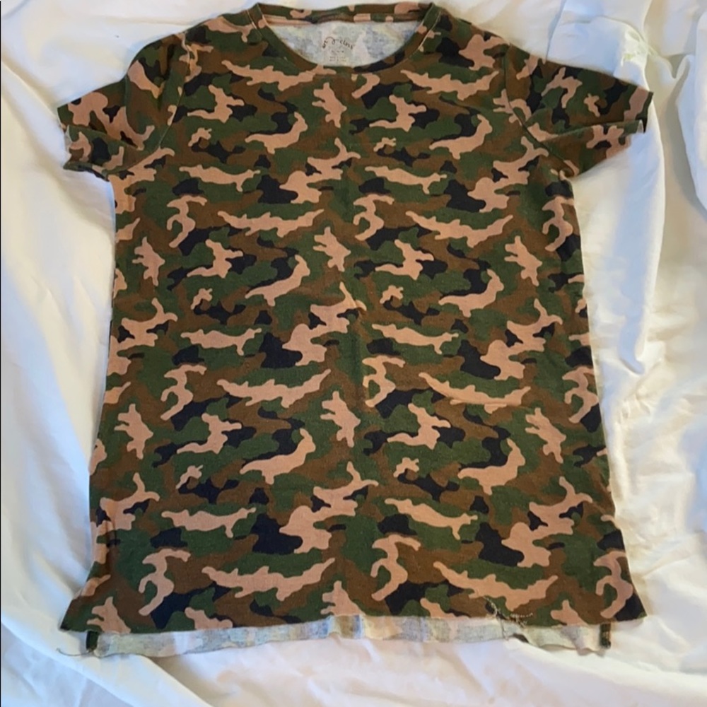 Camouflage t-shirt